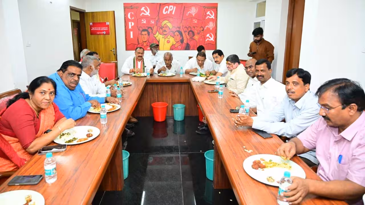 Graduate MLC Elections | గ్రాడ్యుయేట్ ఎమ్మెల్సీ ఎన్నికలు.. సీపీఐ మద్దతు కోరిన కాంగ్రెస్