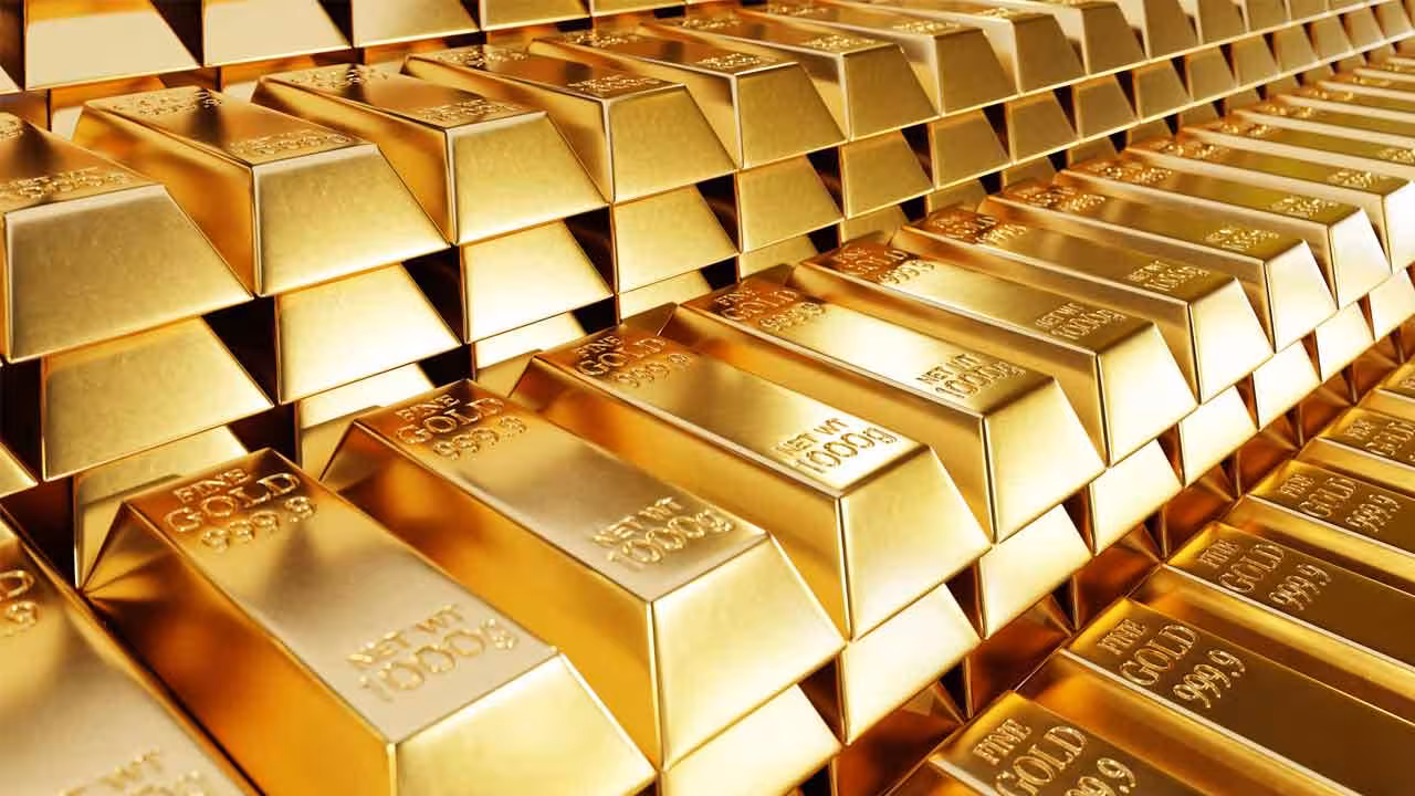 Gold And Silver Prices Today | బంగారం కొనేవారికి అలర్ట్.. బులియన్ మార్కెట్లలో తీవ్ర అస్థిరత..