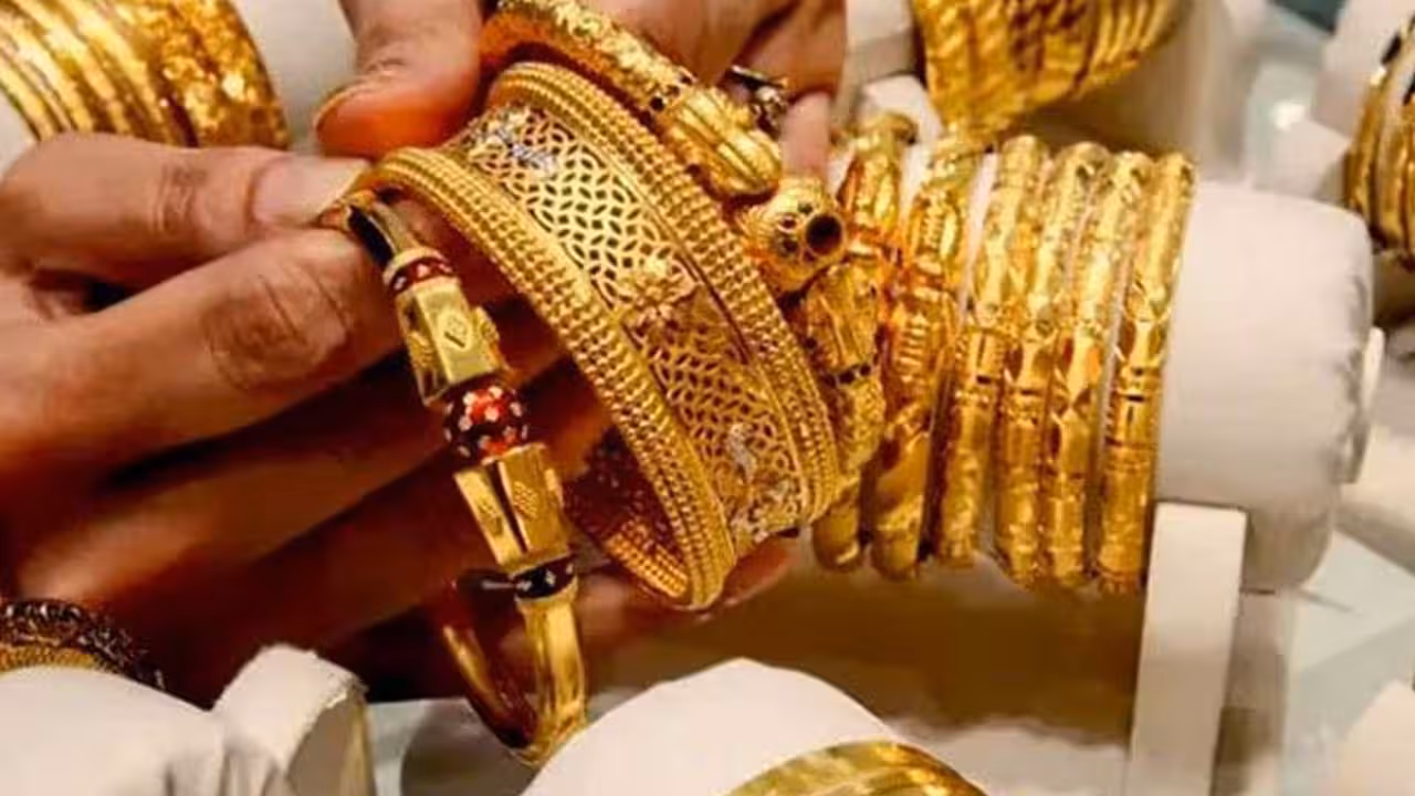 Gold And Silver Prices Today | పసిడికి మళ్లీ పెరుగుతున్న డిమాండ్.. ఒక్క రోజులోనే రూ.10వేలు జంప్..