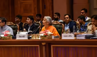 GST Council 57th Meeting | వ్యాపారులకు బిగ్ రిలీఫ్: జీఎస్టీ అధికారుల అరెస్ట్ పవర్స్ రద్దు.. ప్రాసిక్యూషన్ లిమిట్ రూ.5 కోట్లకు పెంపు