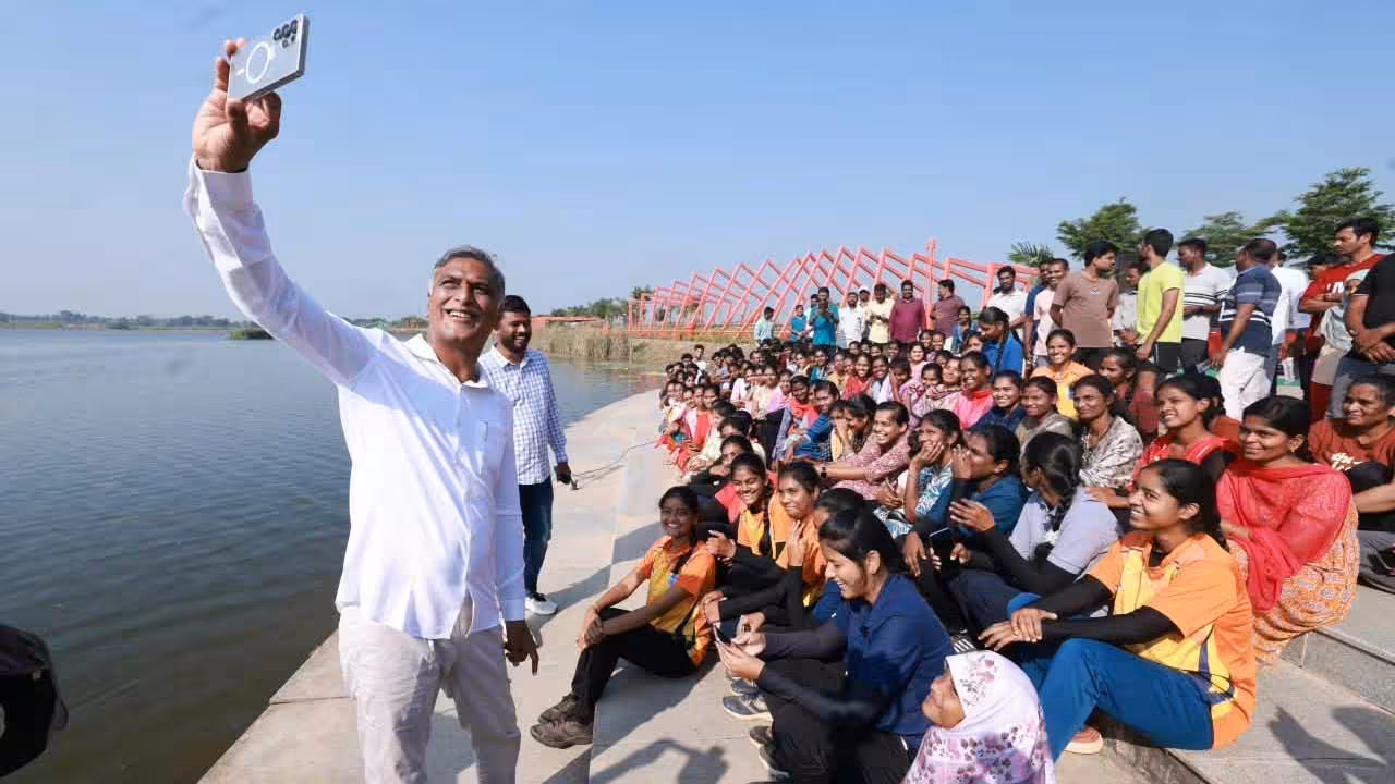 Harish Rao | సిద్దిపేట యువత ఆలోచనలు ఎంతో స్ఫూర్తిదాయకం : హరీశ్రావు