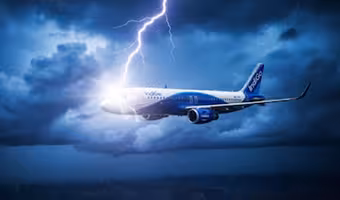 IndiGo Flight | 17 వేల అడుగుల ఎత్తులో పిడుగు.. ఇండిగో విమానానికి తప్పిన ప్రమాదం
