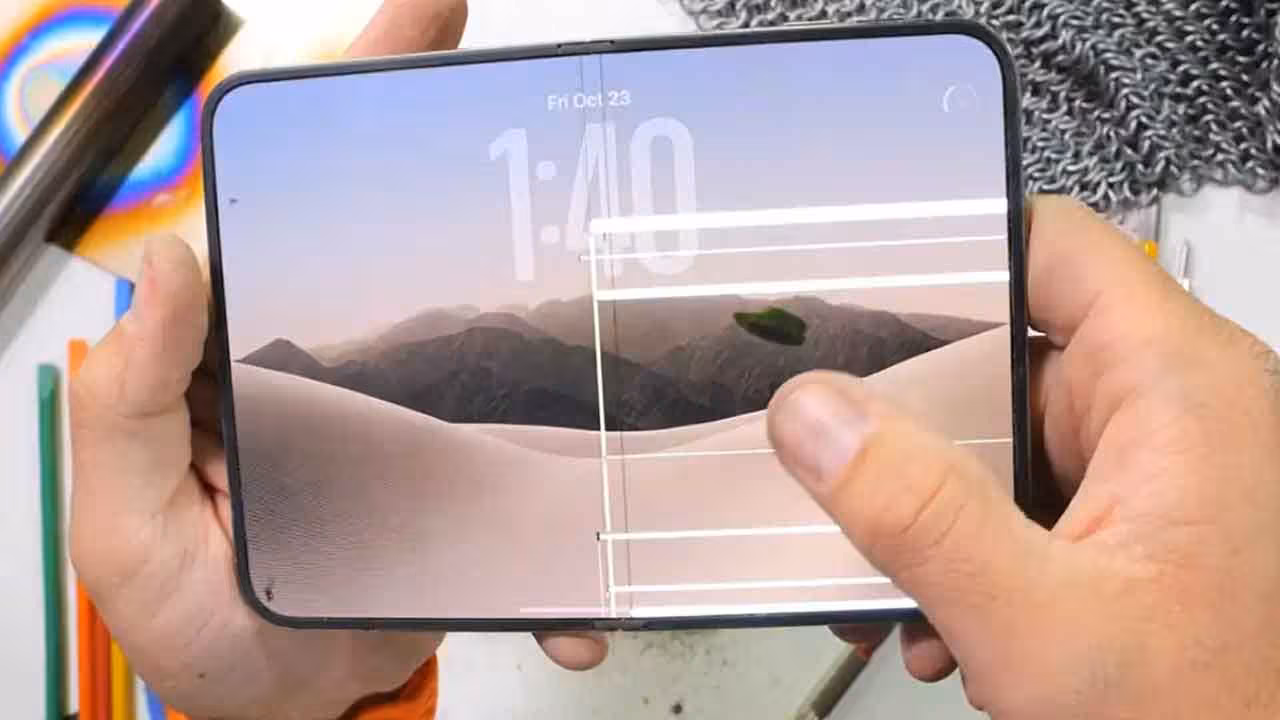 iPhone Duo | 11వేల సార్లు మడిచిన తరువాత ఐఫోన్ డ్యుయో పరిస్థితి ఇది.. మన్నిక ఎలా ఉంది..?