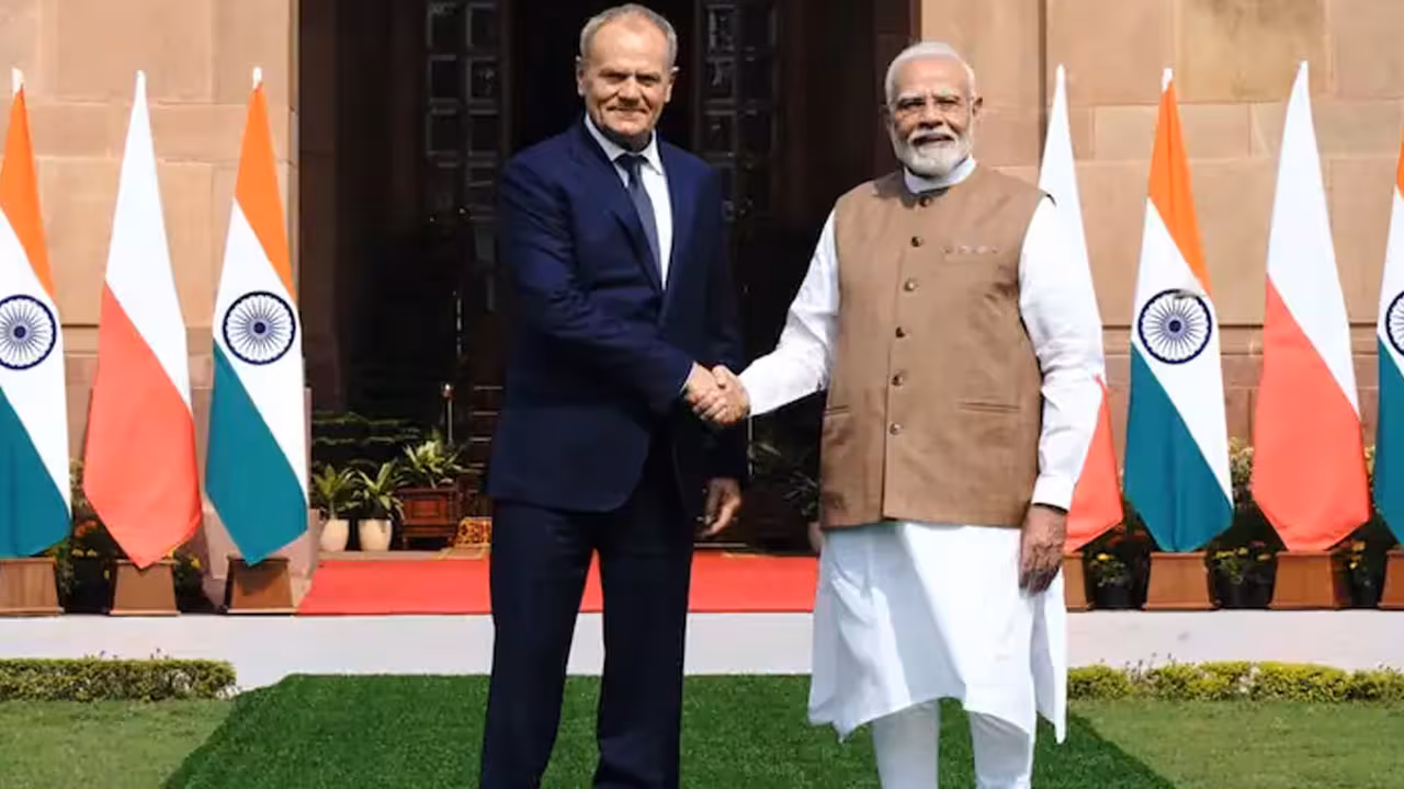PM Modi Donald Tusk Meeting | భారత్తో పోలాండ్ కీలక డీల్.. ఈ 3 రంగాల్లో ఇక తిరుగుండదు!