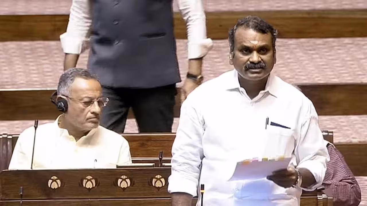 L Murugan resigns Union Minister | కూలీల కొడుకును కేంద్ర మంత్రిని చేశారు.. ఇక చాలు : నన్ను మంత్రి పదవి నుంచి తప్పించండి