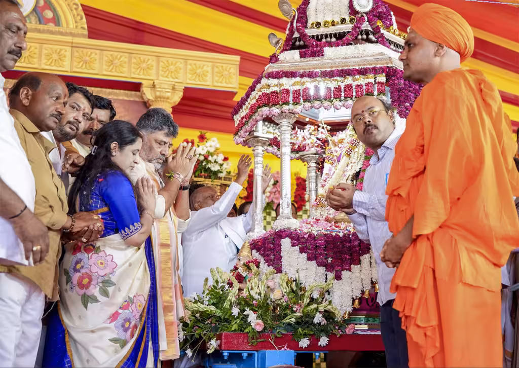 Mysuru Dasara 2026 Begins Dates Royal Jamboo Savari and Complete Travel Guide