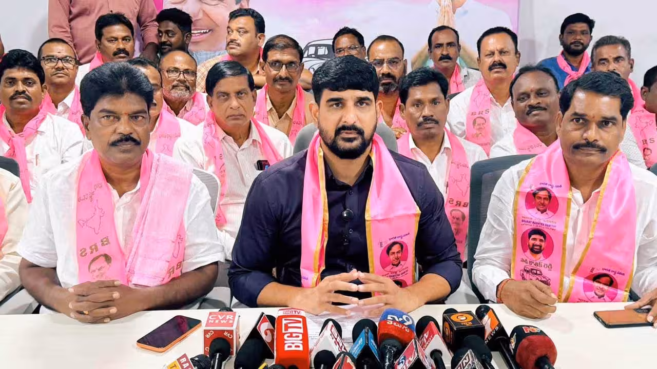 MLA Padi Kaushik Reddy | 24 గంటలు కాదు.. 6 గంటలే కరెంట్ ఇస్తున్నారు