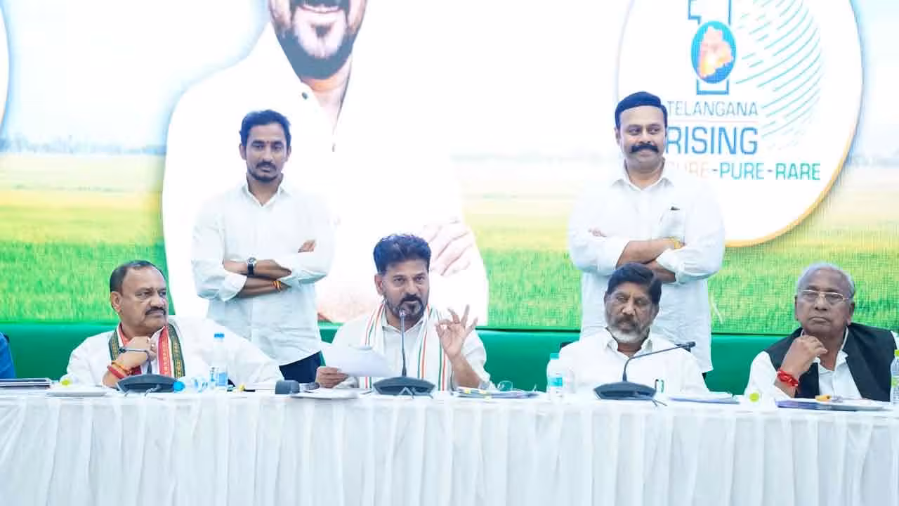 Revanth Reddy | కేసీఆర్ను, జగదీశ్ రెడ్డిని గుంజబాతి కొట్టినా తప్పులేదు