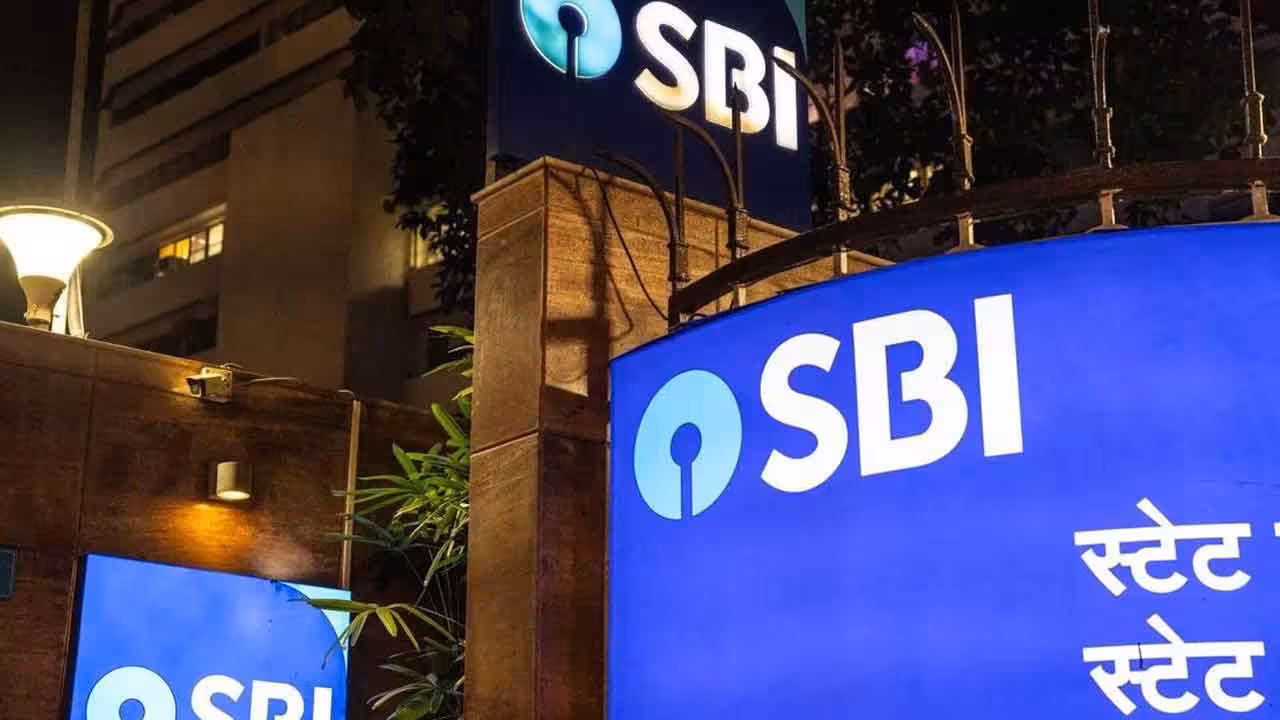 SBI | ఎస్బీఐ కస్టమర్లకు షాక్.. డార్క్ వెబ్లో డేటా.. స్పందించిన బ్యాంక్..