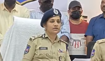 Secunderabad Fake Property Registration | నకిలీ డాక్యుమెంట్లతో ఎన్నారైల ఆస్తులు కొల్లగొట్టిన కేటుగాళ్లు: సికింద్రాబాద్‌లో ముఠా గుట్టురట్టు