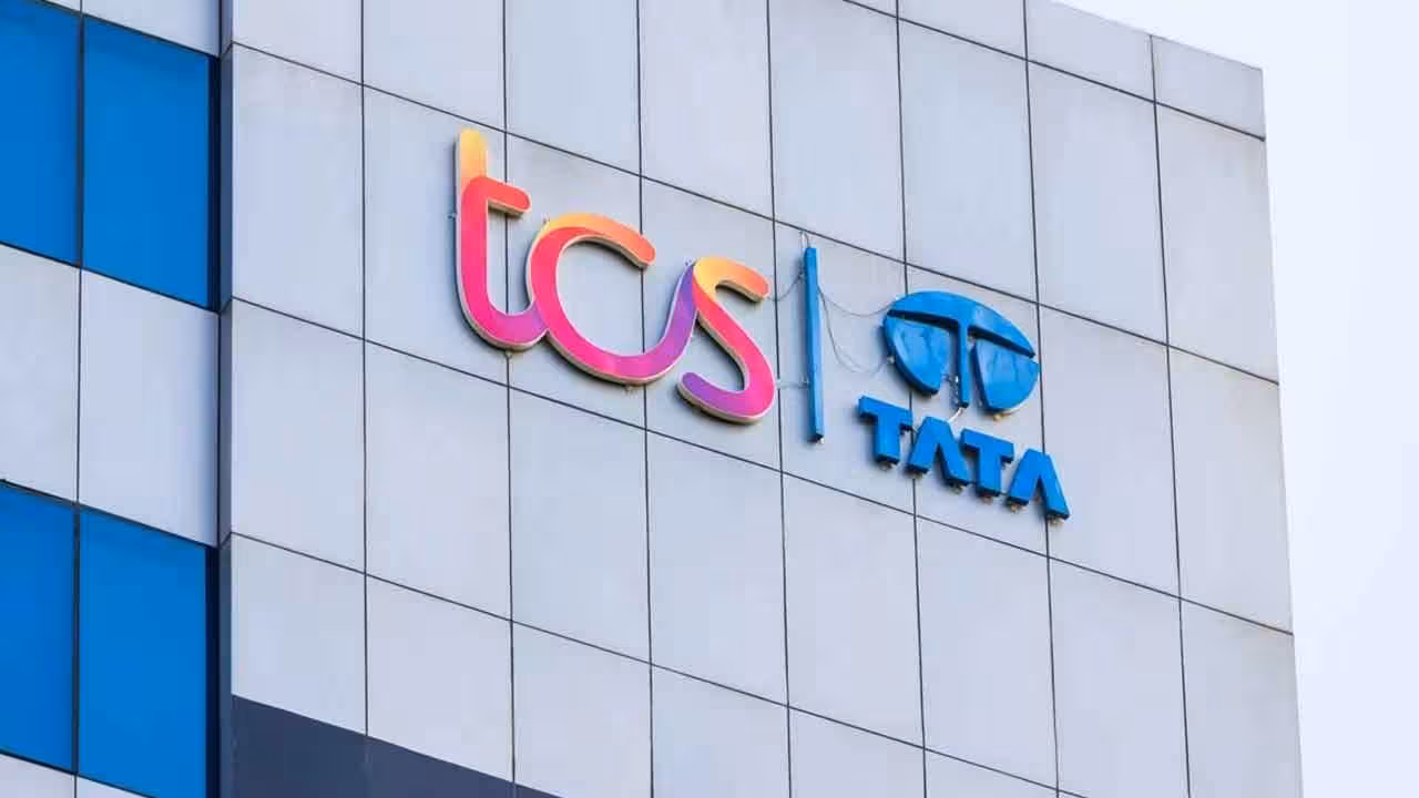 TCS | టీసీఎస్ షేర్హోల్డర్లకు గుడ్న్యూస్.. రూ.12 డివిడెండ్